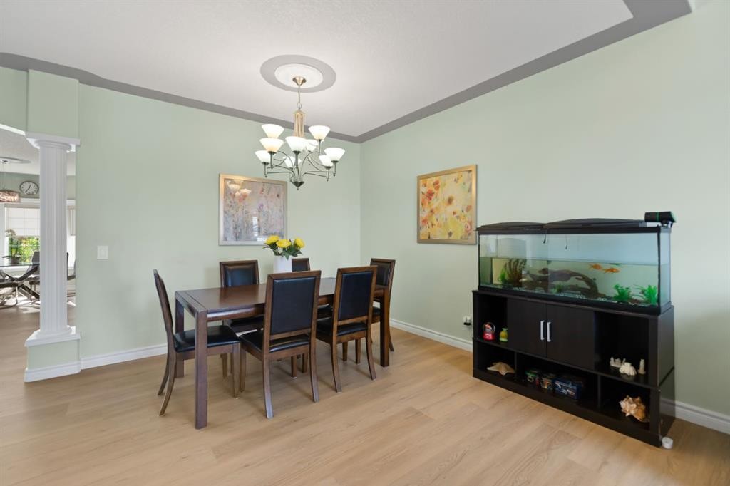 63 West Cedar Rise Sw, Calgary, AB