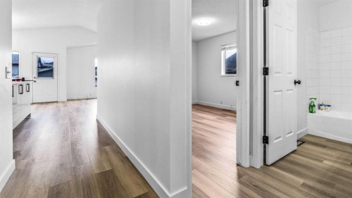 34 Prestwick Landing Se, Calgary, AB 