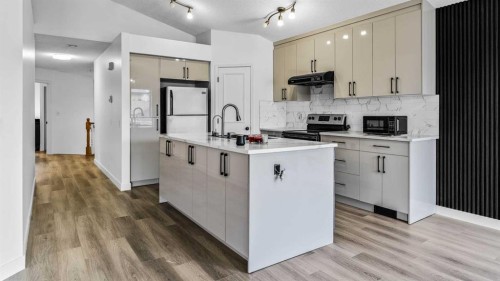 34 Prestwick Landing Se, Calgary, AB 