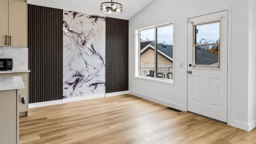 34 Prestwick Landing Se, Calgary, AB 