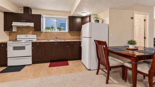 34 Prestwick Landing Se, Calgary, AB 