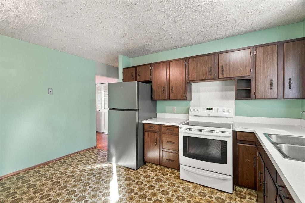 556 Lysander Drive Se, Calgary, AB