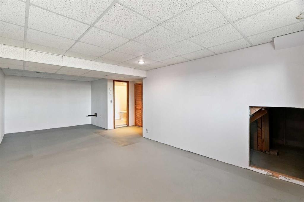 556 Lysander Drive Se, Calgary, AB