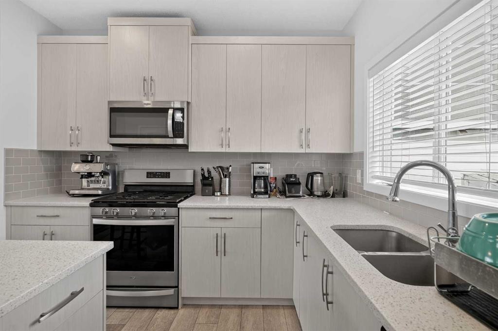 60 Walcrest Gate Se, Calgary, AB