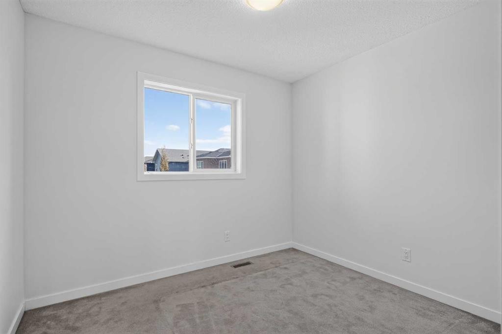 60 Walcrest Gate Se, Calgary, AB