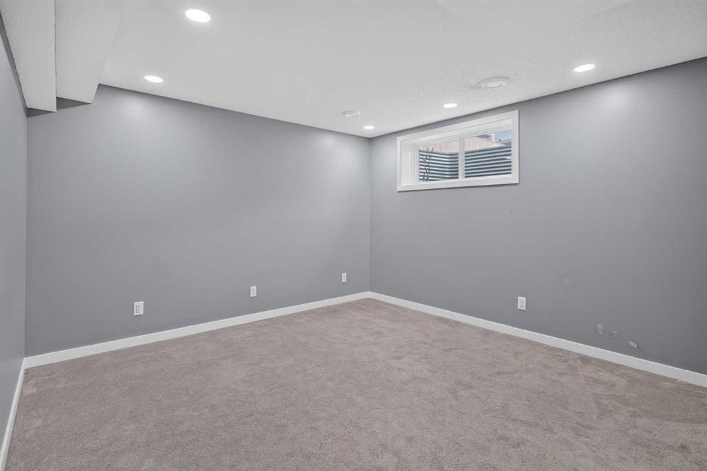 60 Walcrest Gate Se, Calgary, AB