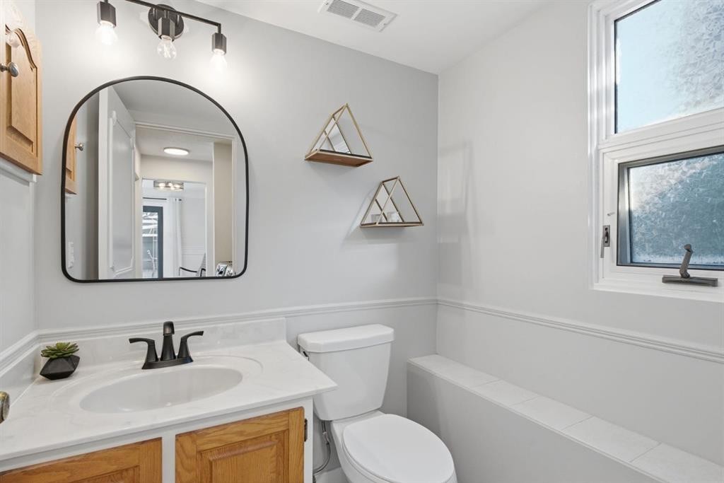 543 Willingdon Boulevard Se, Calgary, AB