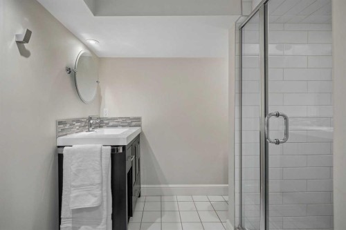 3015 2 Street Sw, Calgary, AB 