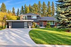 6724 Laird Court SW Calgary, AB T3E 6G1