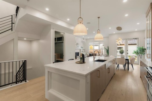 627 16 Street Nw, Calgary, AB 