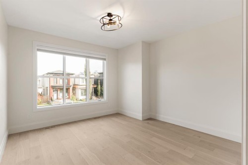 627 16 Street Nw, Calgary, AB 