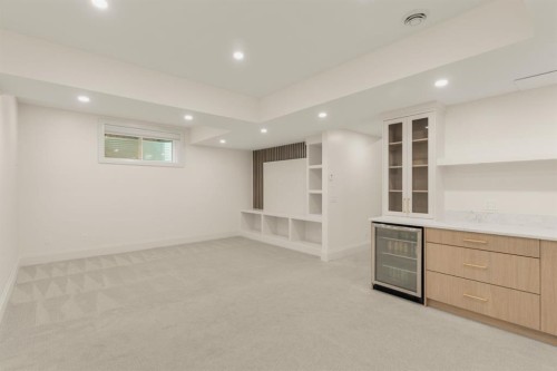 627 16 Street Nw, Calgary, AB 
