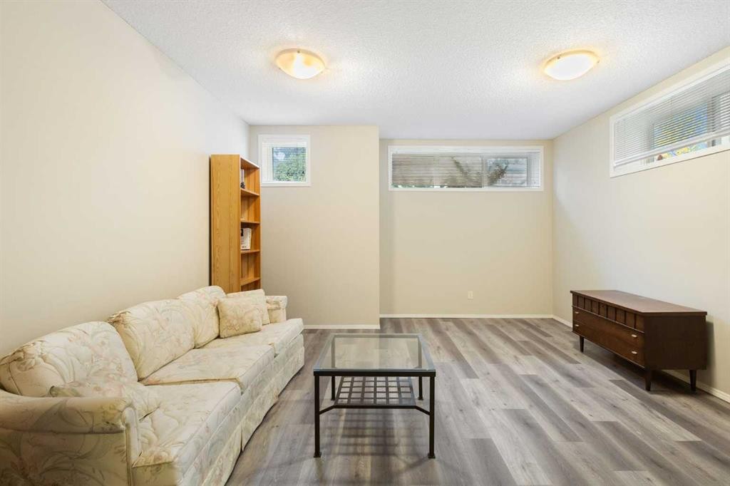 169 Copperstone Circle Se, Calgary, AB