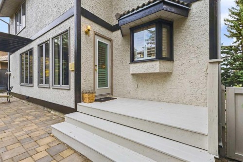 28 Edenstone Way Nw, Calgary, AB 