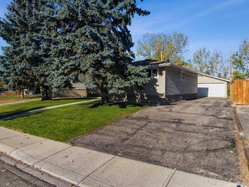 4420 Maryvale Road Ne, Calgary, AB 