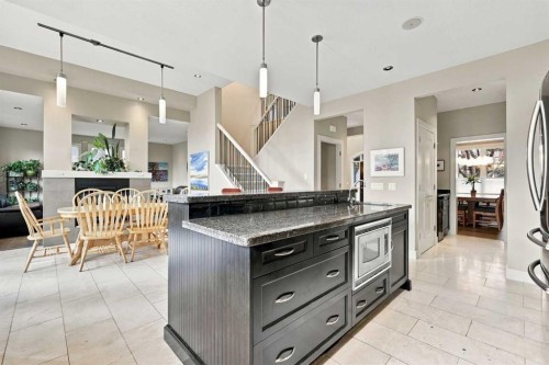 1727 Westmount Road Nw, Calgary, AB 
