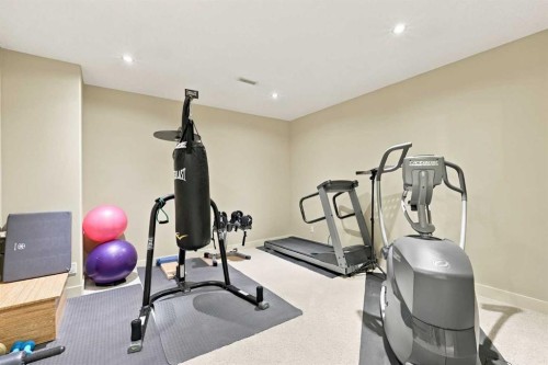 1727 Westmount Road Nw, Calgary, AB 