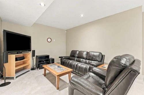 1727 Westmount Road Nw, Calgary, AB 