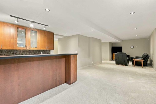 1727 Westmount Road Nw, Calgary, AB 