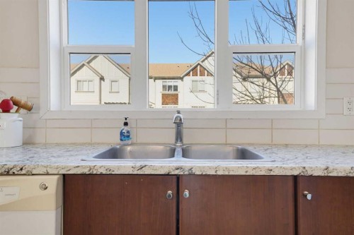 48 Copperstone Cove Se, Calgary, AB 