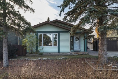 3 Glenport Road  Cochrane, AB T4C 1G8