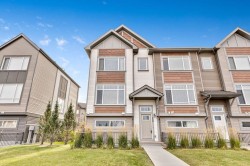 139 Copperstone Park SE Calgary, AB T2Z 5E3