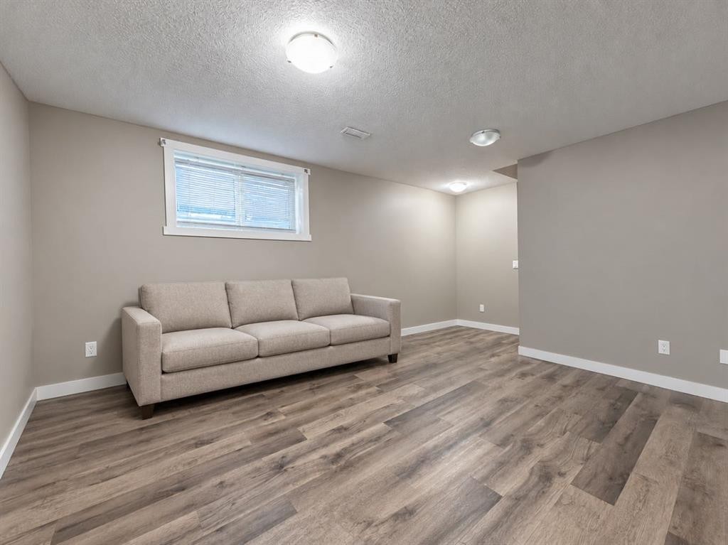 435 Savanna Boulevard Ne, Calgary, AB