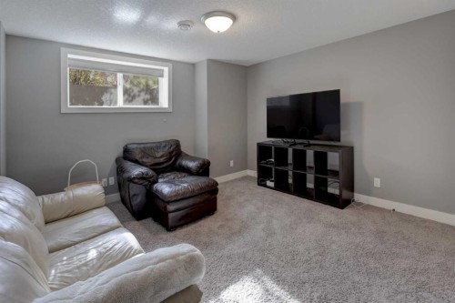 68 Victoria Cross Boulevard Sw, Calgary, AB 