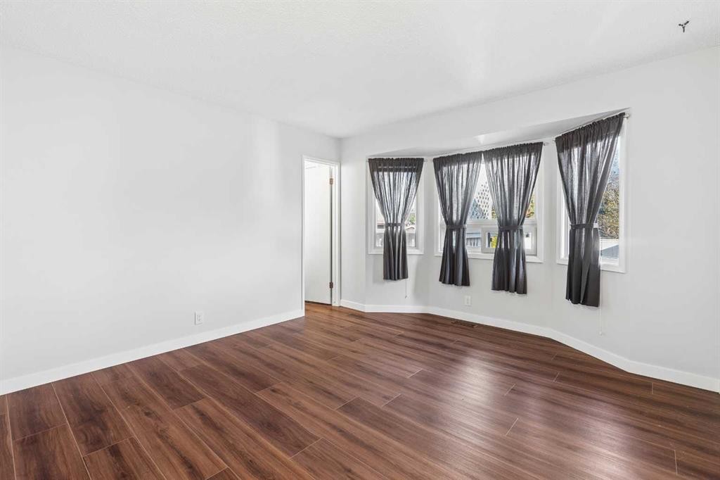 440 Lynnover Way Se, Calgary, AB