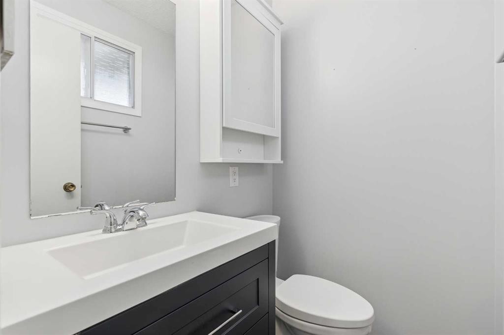 440 Lynnover Way Se, Calgary, AB