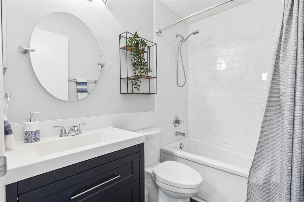 440 Lynnover Way Se, Calgary, AB