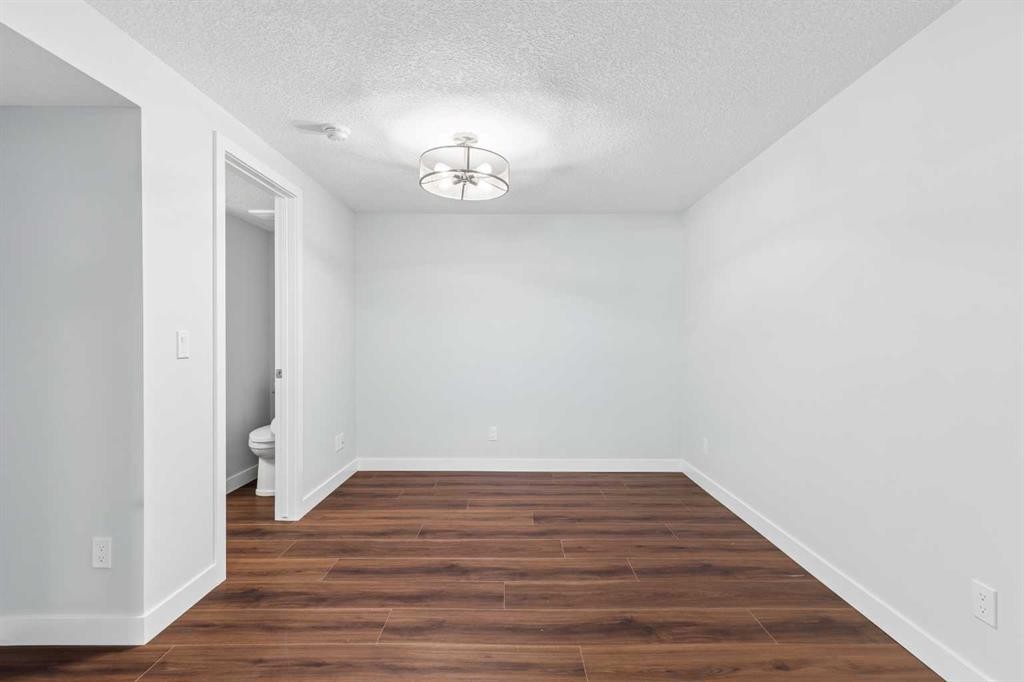440 Lynnover Way Se, Calgary, AB