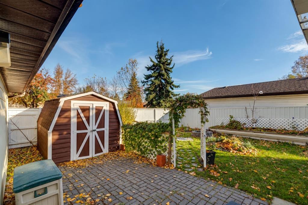 440 Lynnover Way Se, Calgary, AB