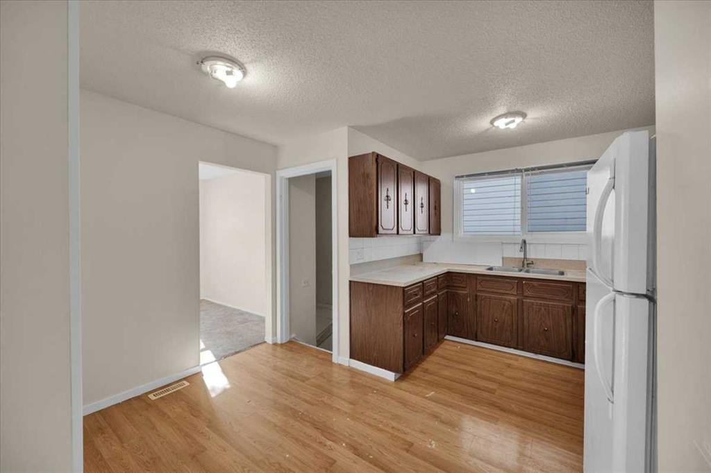 32 Whitman Crescent Ne, Calgary, AB