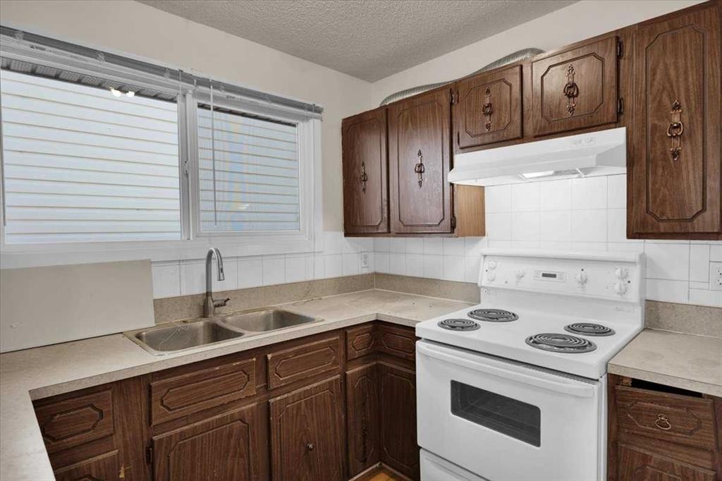 32 Whitman Crescent Ne, Calgary, AB