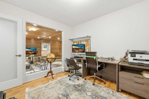 340 Pump Hill Gardens Sw, Calgary, AB 