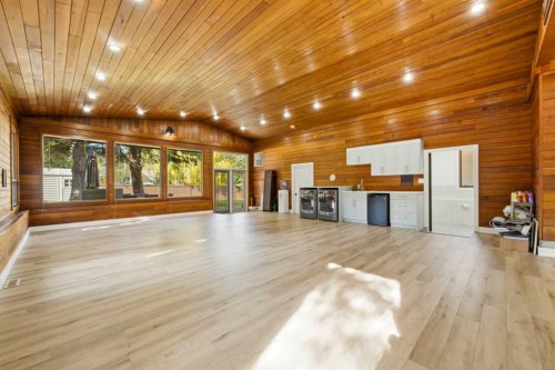 340 Pump Hill Gardens Sw, Calgary, AB 
