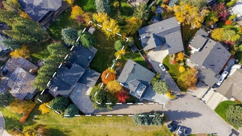 340 Pump Hill Gardens Sw, Calgary, AB 
