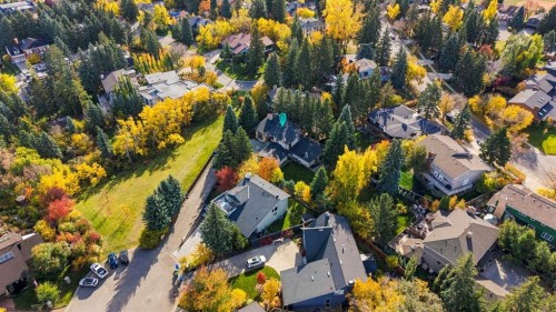 340 Pump Hill Gardens Sw, Calgary, AB 