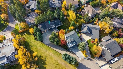 340 Pump Hill Gardens Sw, Calgary, AB 