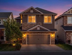 66 Nolancliff Crescent NW Calgary, AB T3R 0S6