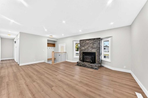 3320 60 Street Ne, Calgary, AB 