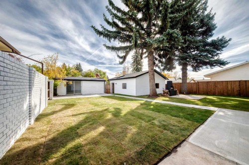 3320 60 Street Ne, Calgary, AB 