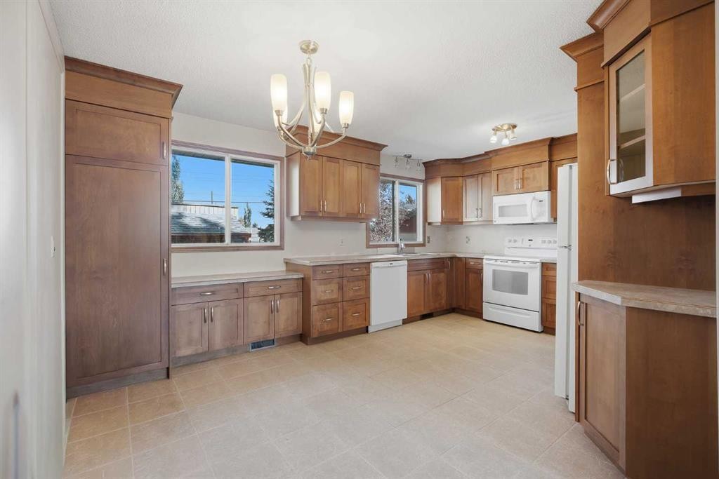 20 Blackthorn Place Ne, Calgary, AB
