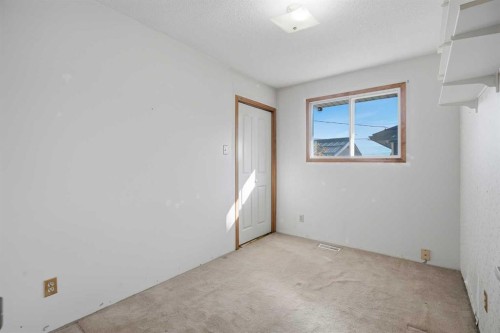 20 Blackthorn Place Ne, Calgary, AB 