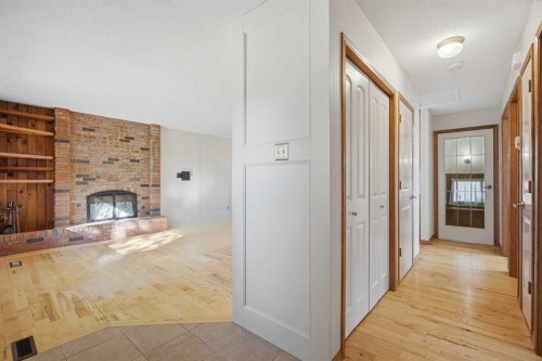 20 Blackthorn Place Ne, Calgary, AB 