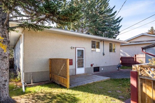 20 Blackthorn Place Ne, Calgary, AB 