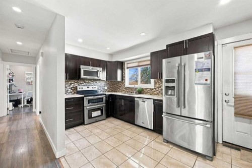 2035 47 Street Se, Calgary, AB 