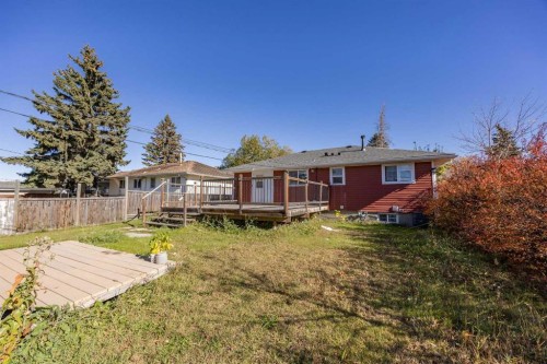 2035 47 Street Se, Calgary, AB 