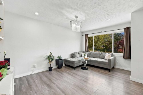 2035 47 Street Se, Calgary, AB 